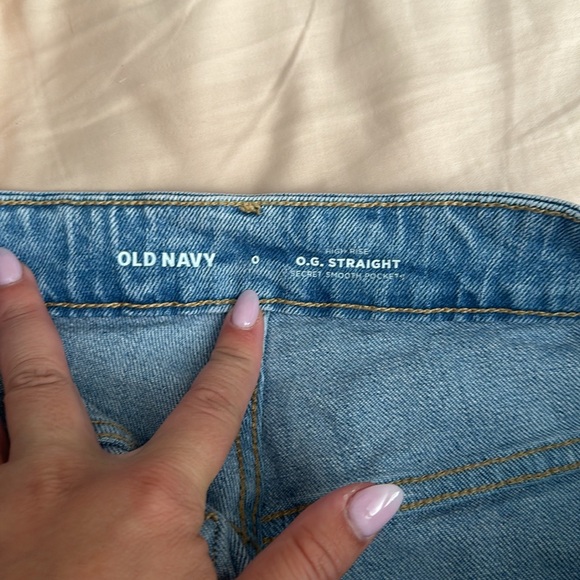 Old Navy Denim Shorts - Picture 3 of 3
